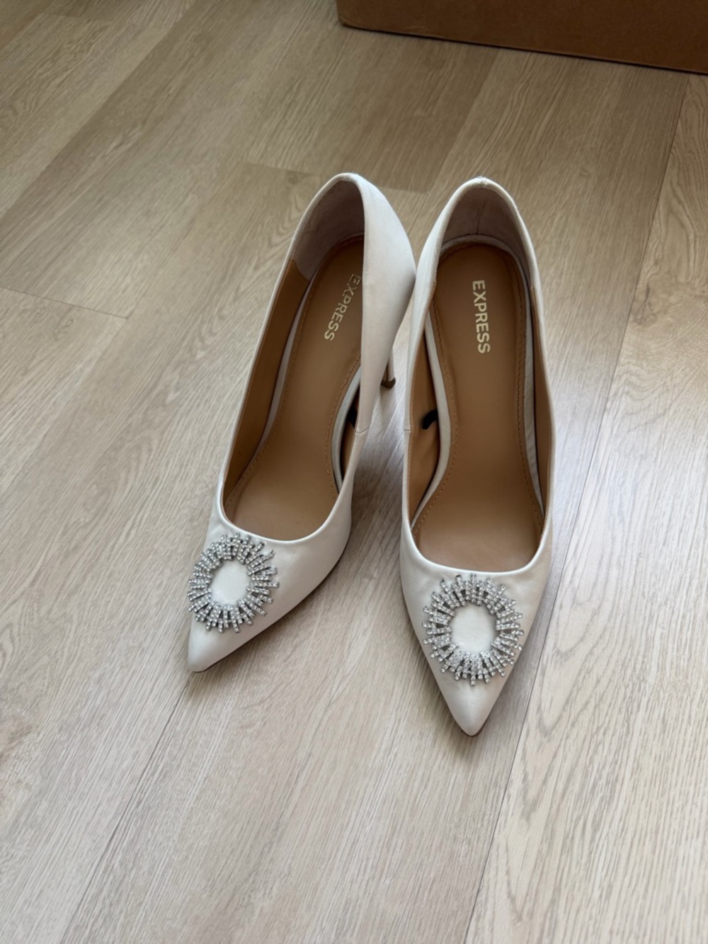 Express Ivory Pointed-Toe Heels with Crystal Rosette